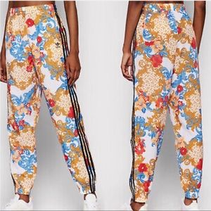 Adidas Originals Her Studio London